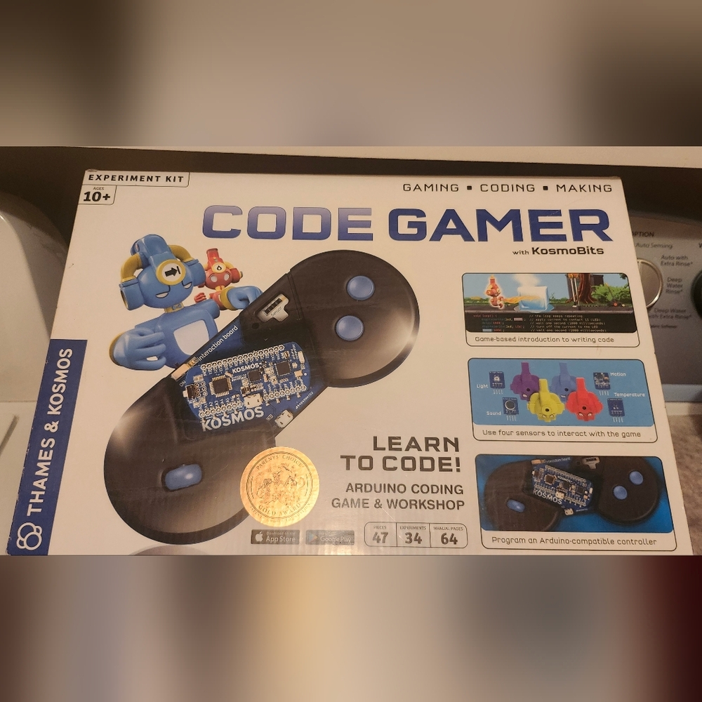 Thames & Kosmos Code Gamer Arduino Coding Kit - White & Blue